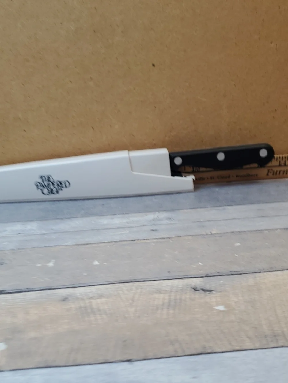 Pampered Chef Knife in Self Sharpening Case